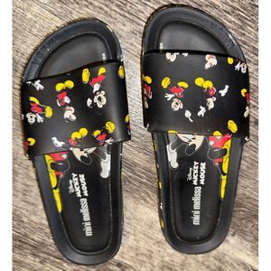 MINI MELISSA Unisex Black Slides Mickey Mouse Sandals Size 2 Youth Disney‎ Beach